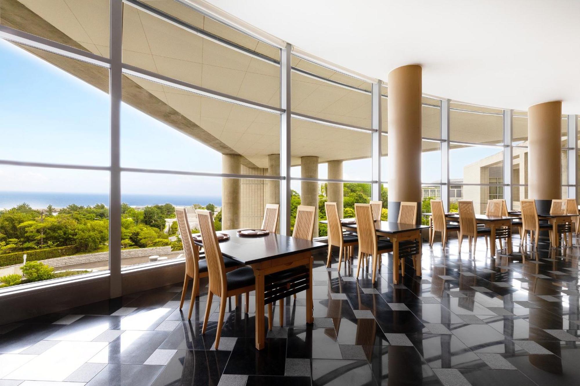 Grand Nikko Awaji Hotel Exterior photo